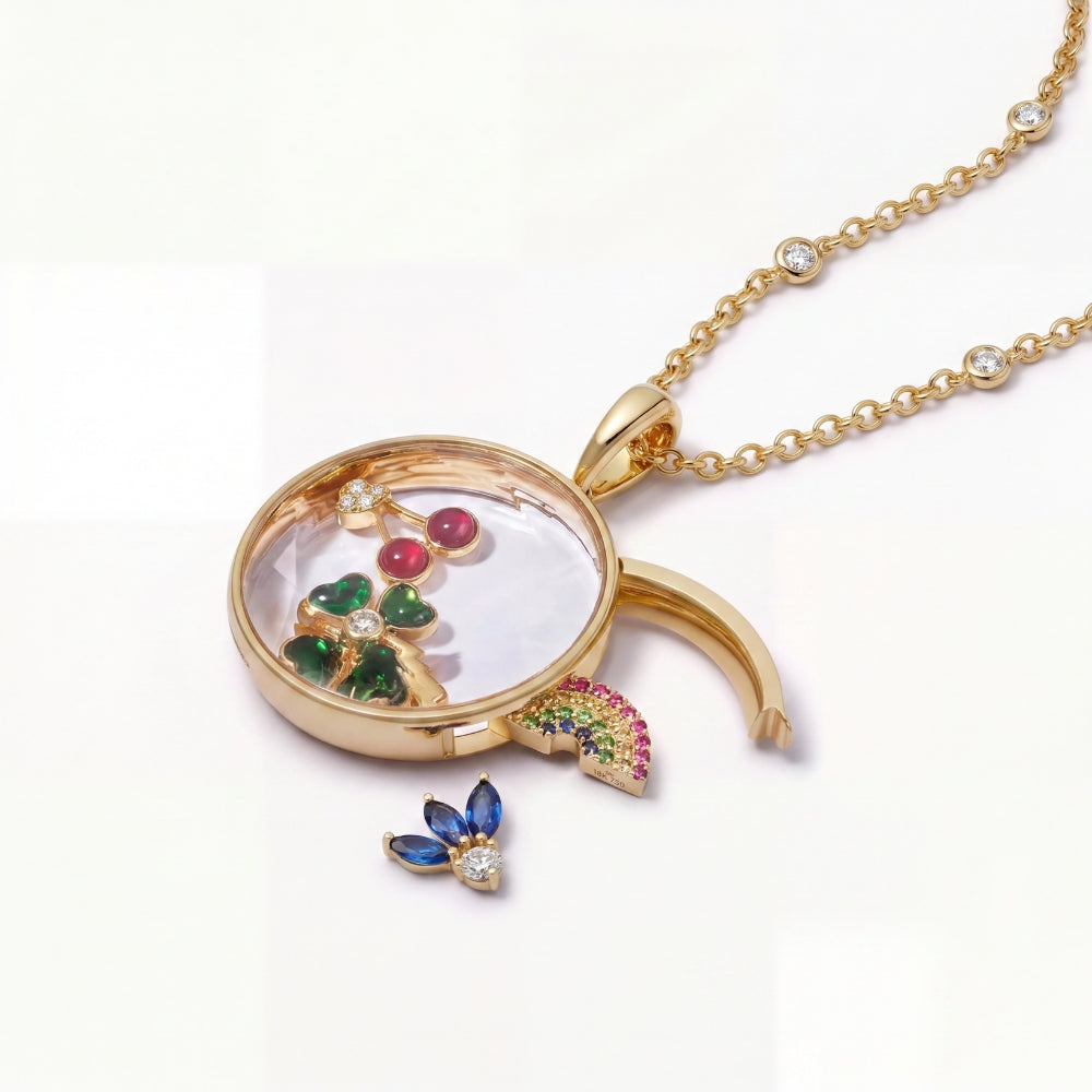 ROUND AMULET